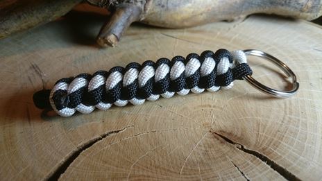 Paracord Schlüsselanhänger West Country Whipping