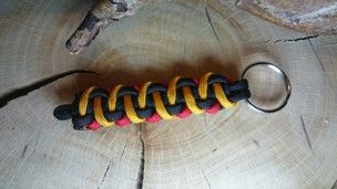 Paracord Schlüsselanhänger Sidewinder